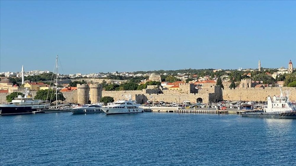 Yunan adalarında art arda ölümler! 3 turist öldü, 3 turist de kayıp! - 3