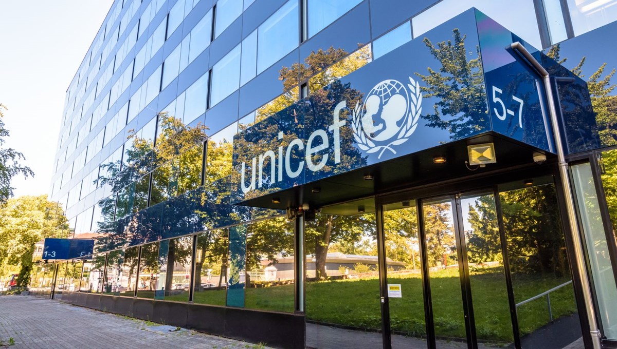 UNICEF, tarihinde ilk kez İngiltere'deki çocuklara yardım edecek