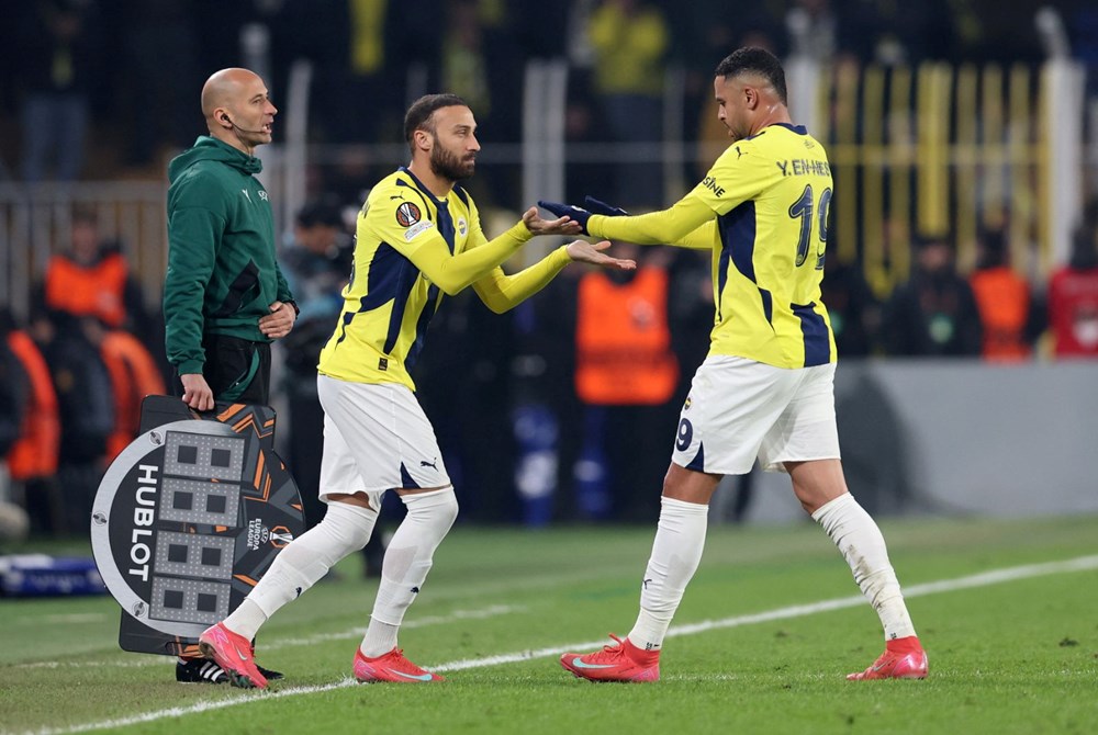 Cenk Tosun, Kariyerine Güneşin Doğduğu Yerde Devam Edecek: Fenerbahçe ve Uzak Doğu Sürprizi 76 EPdOSQF7wEWkWR kJnsuvA