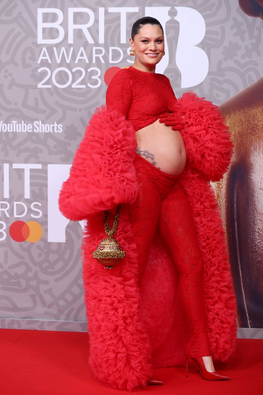 İngiliz şarkıcı Jessie J kansere yakalandı - 4
