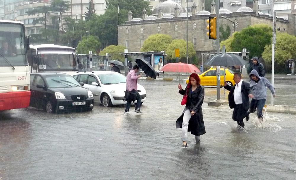 İstanbul�a yağmur yağınca… Son Dakika Türkiye Haberleri NTV Haber İstanbul�a yağmur yağınca… Son Dakika Türkiye Haberleri NTV Haber