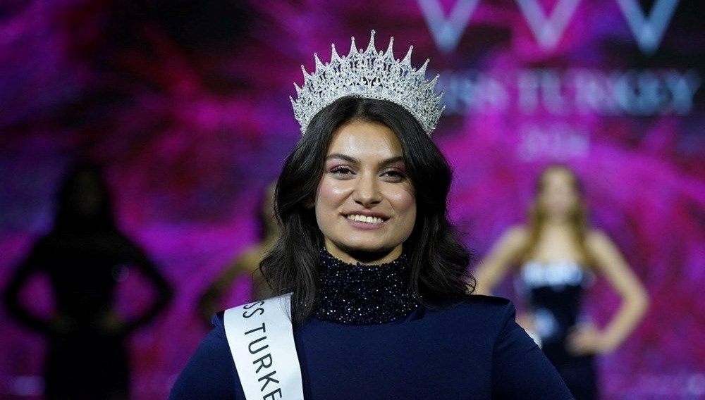 Miss Turkey ikincisi Cemre Üker'in tacı geri alındı