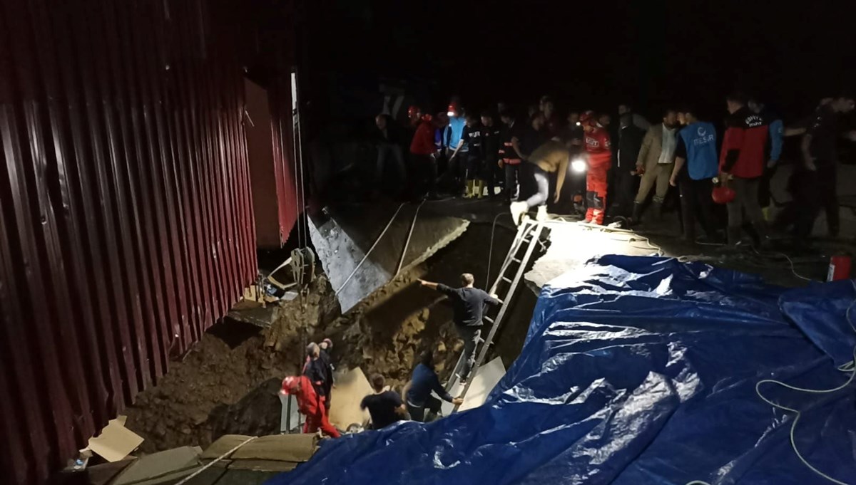 Giresun'da göçük altında kalan işçiyle sesli iletişim kuruldu Giresun'da göçük altında kalan işçiyle sesli iletişim kuruldu