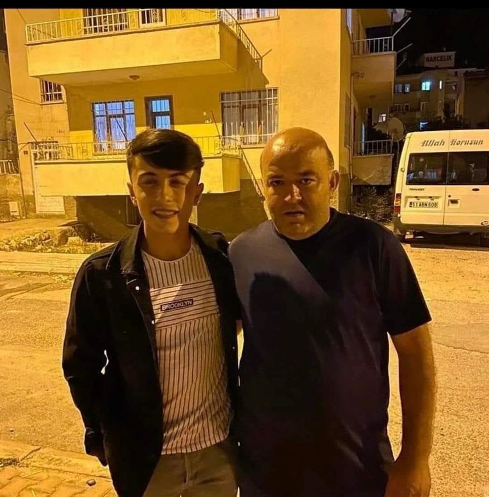 Türkiye şehitlerini uğurluyor | Irak’ın kuzeyinde şehit olan
9 askerden 6’sı bugün defnedilecek - 4