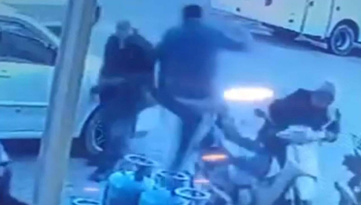 Muğla'da kardeşini vuran saldırganı uçan tekme ile durdurdu Muğla'da kardeşini vuran saldırganı uçan tekme ile durdurdu