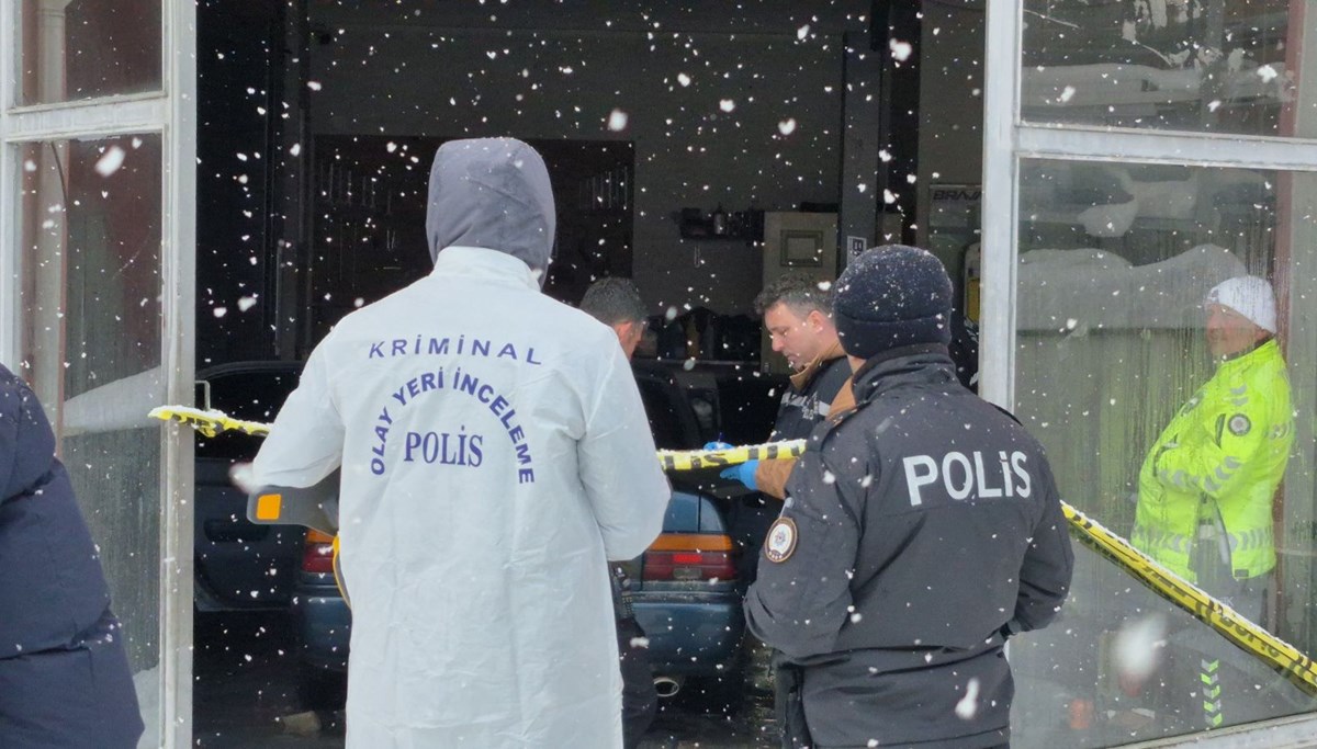 Oto tamir dükkanına park ettiği aracında ölü bulundu Oto tamir dükkanına park ettiği aracında ölü bulundu