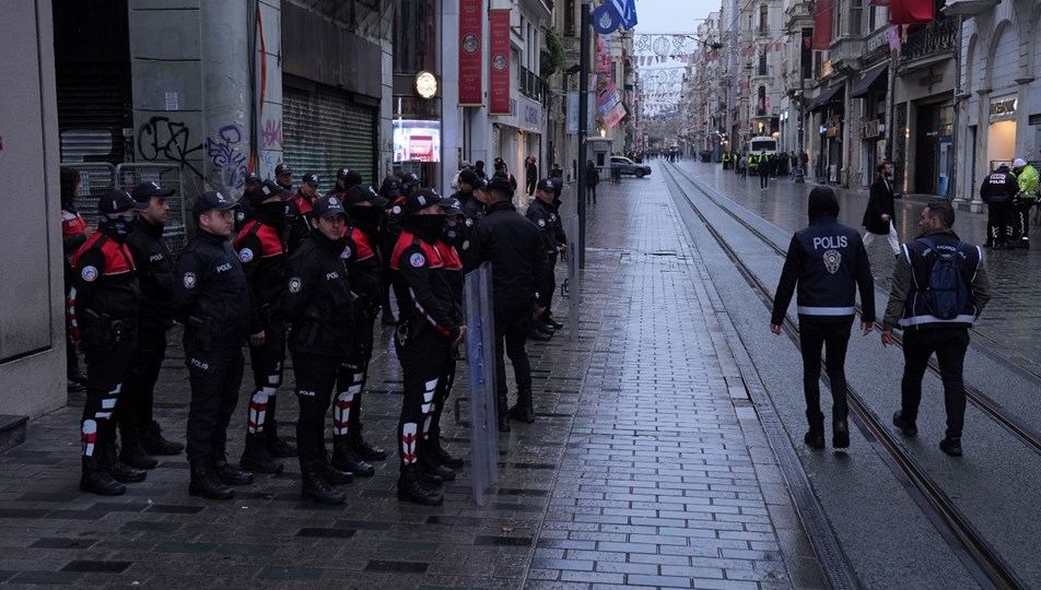 İstanbul'da 1 Mayıs tedbirleri: 217 gözaltı, 28 polis yaralı