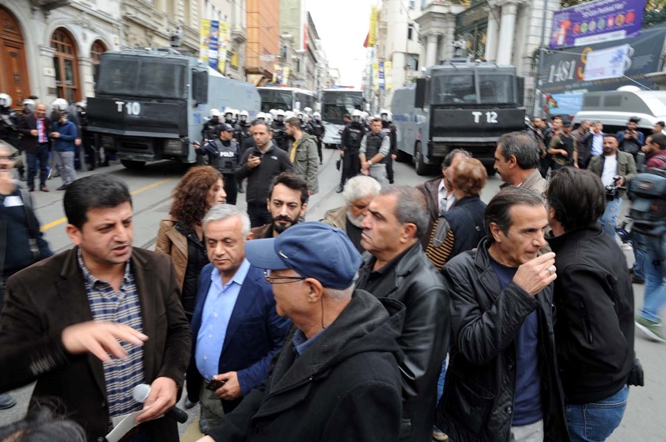 Gültan Kışanak ve Fırat Anlı'nın gözaltına alınmasına protesto - 3