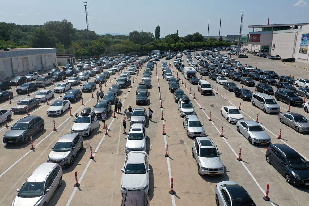 Gurbetçi akını devam ediyor: 295 bin 979 araç giriş yaptı - 7