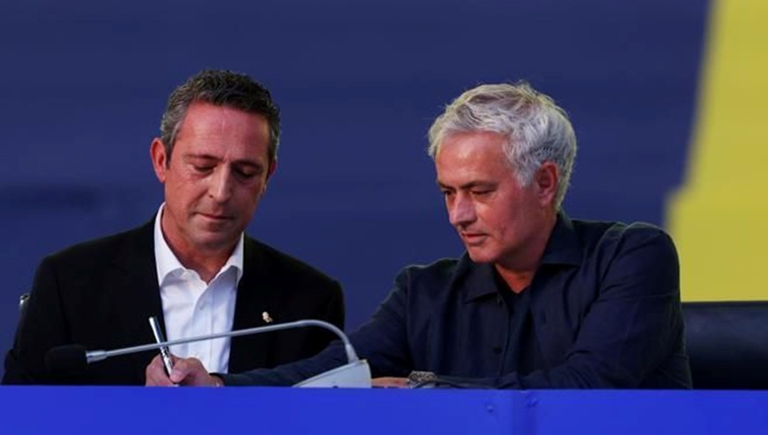 Fenerbahçe Başkanı Ali Koç'tan Mourinho açıklaması: Yönetim gider hoca kalır