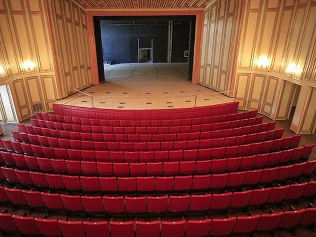 tarihi opera binasi 70 yil onceki gorunumune kavustu
