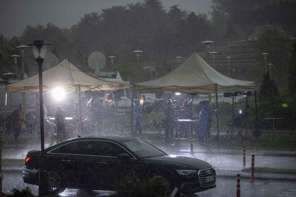 Ankara'da sağanak ve dolu etkili oldu - 11