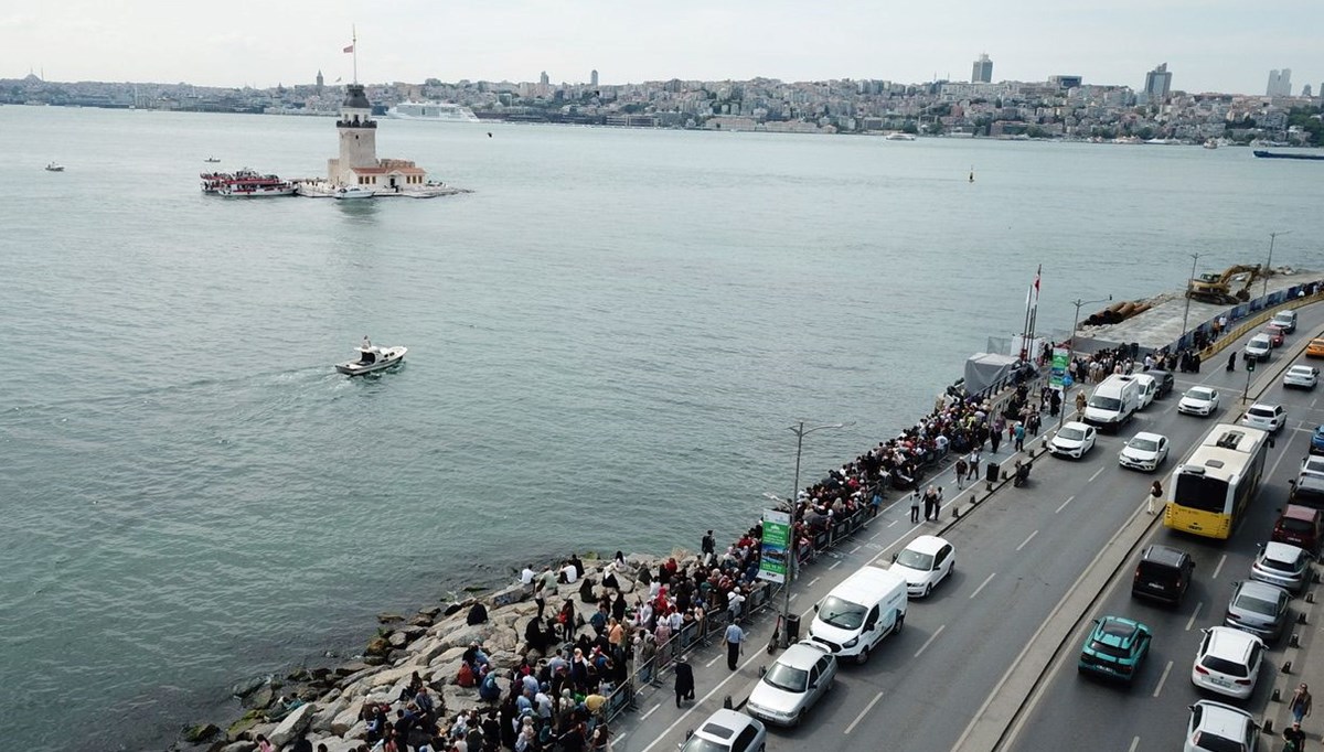 Kız Kulesi'nde ücretsiz son gün yoğunluğu