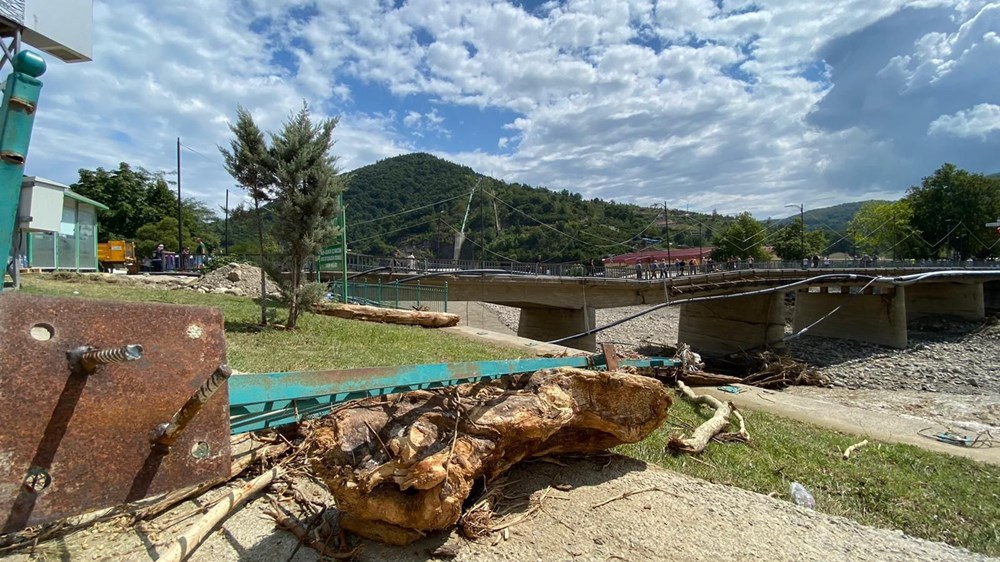 Batı Karadeniz'de sel felaketi: 3 ilde 66 can kaybı - 38
