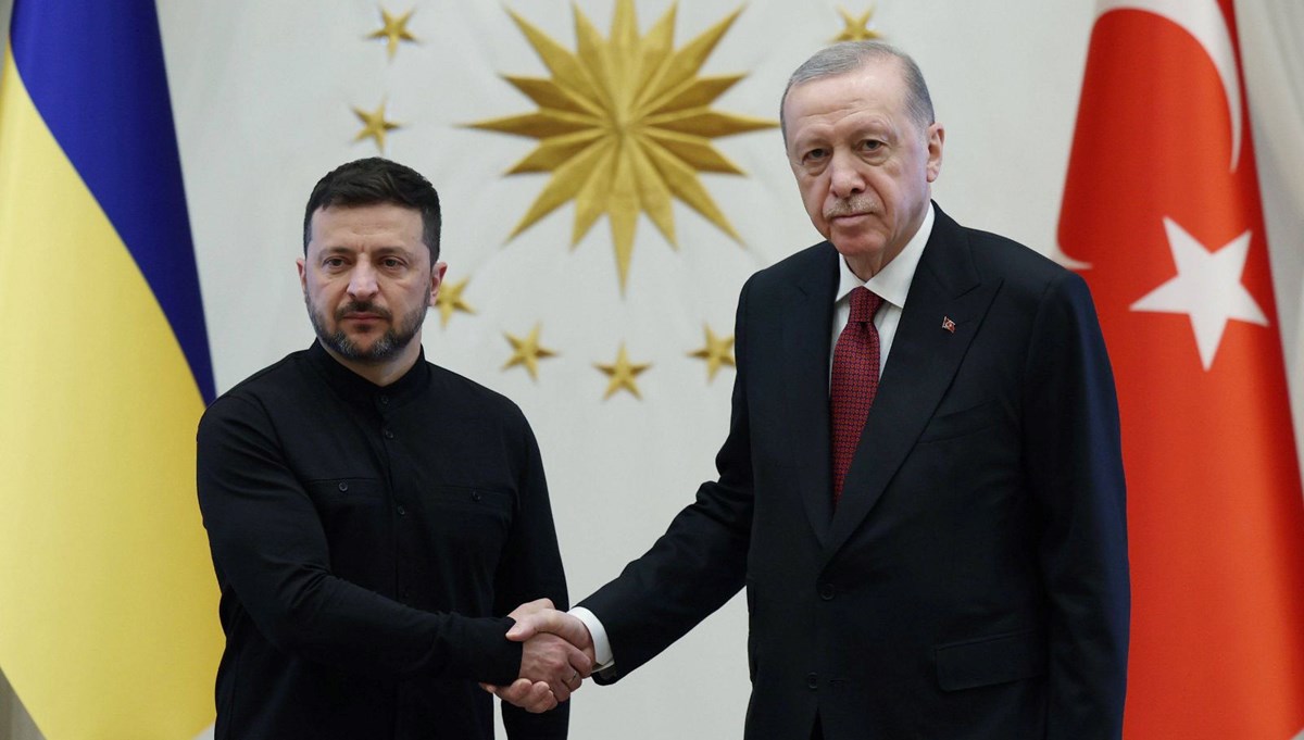 Erdoğan-Zelenski görüşmesi başladı Erdoğan-Zelenski görüşmesi başladı