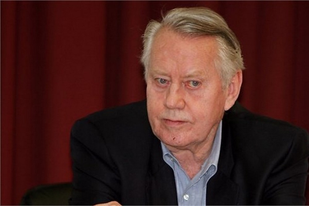 Чак фини. Чак фини. Чак фини. Чак фини миллиардер. Чак фини миллиардер.