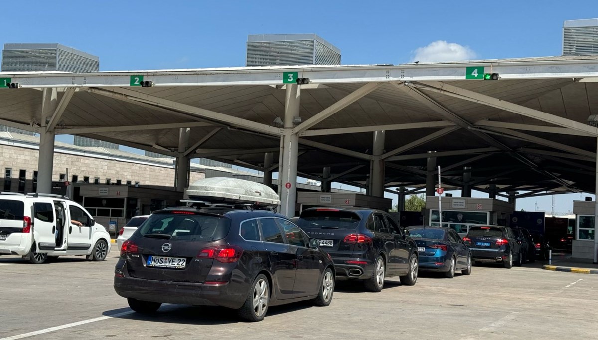 Gurbetçilerin anavatana gelişleri başladı Gurbetçilerin anavatana gelişleri başladı