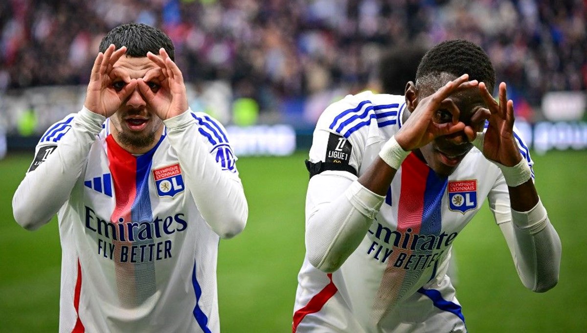 Lyon'un küme düşme cezası kaldırıldı