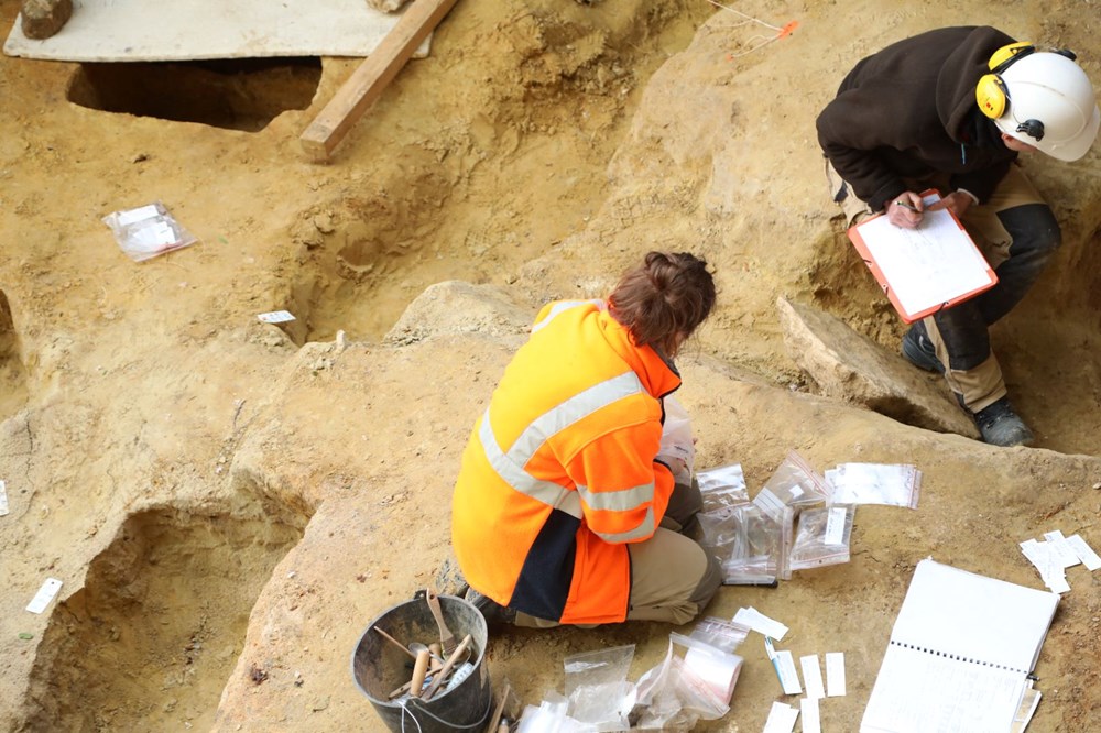 Paris'te 50 antik mezar bulundu - 4