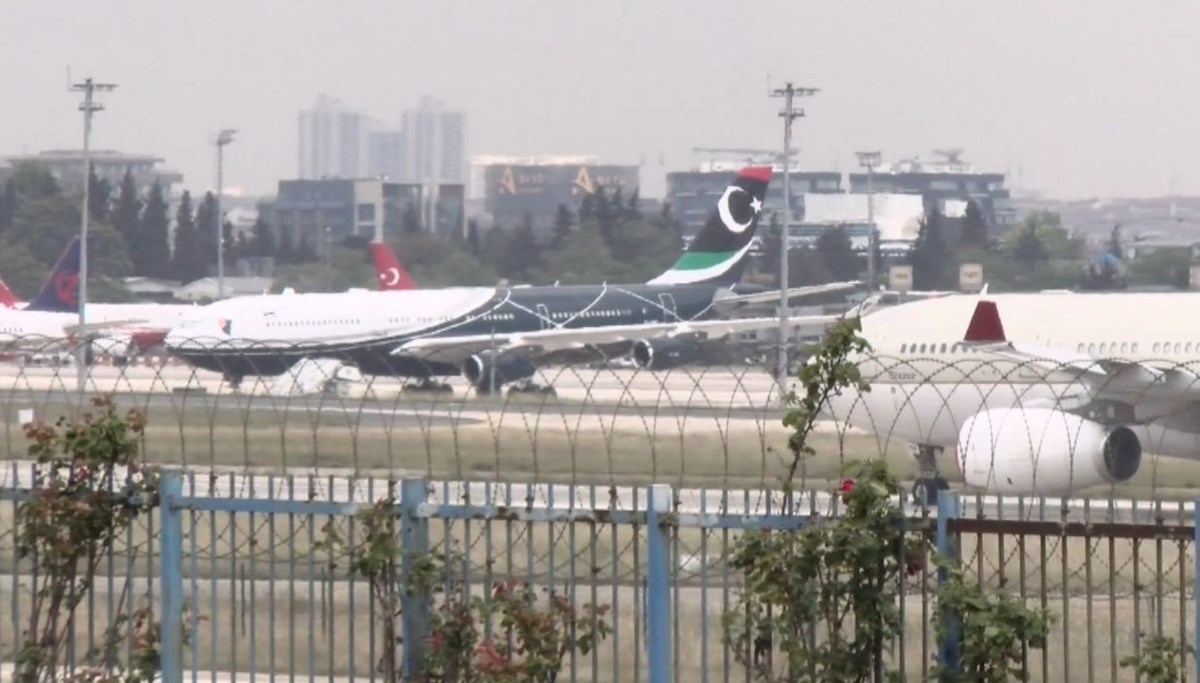 Kaddafi'nin uçağı İstanbul'da