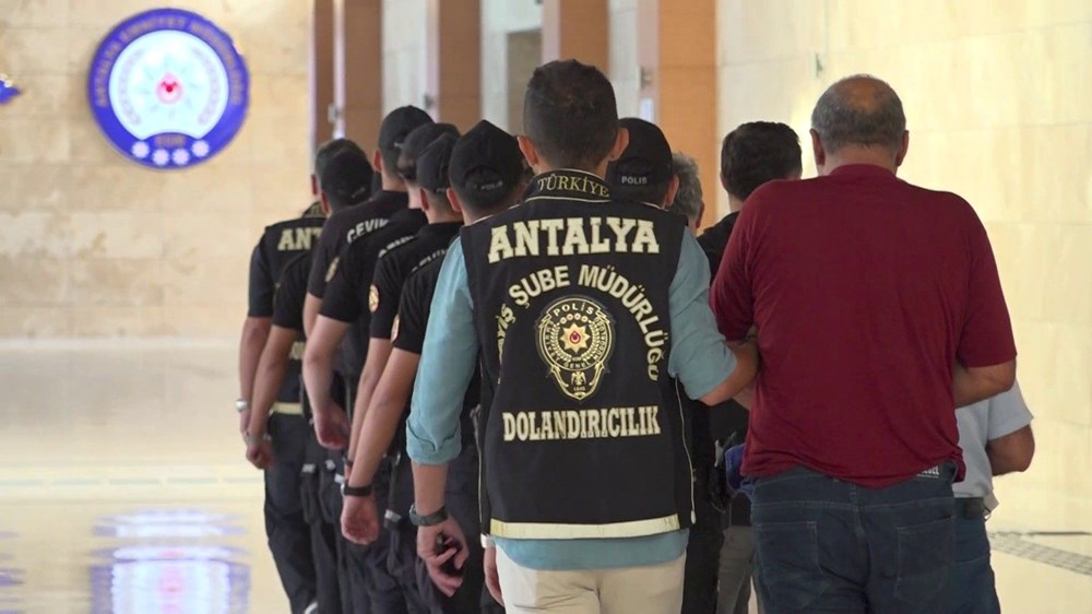 730 milyonluk vurgun planına polis kıskacı: Dublörle sağlık raporu almışlar - 2