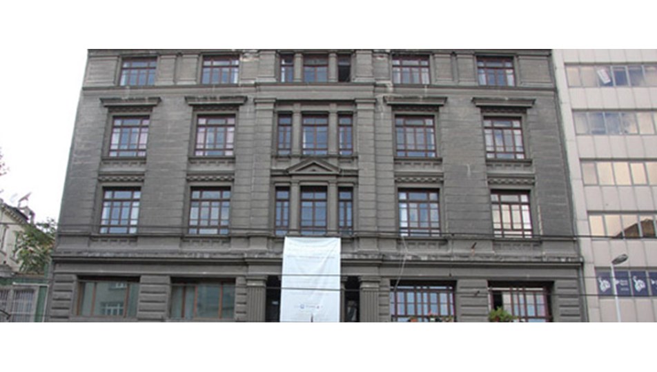 İlk iade Galata Rum Okulu