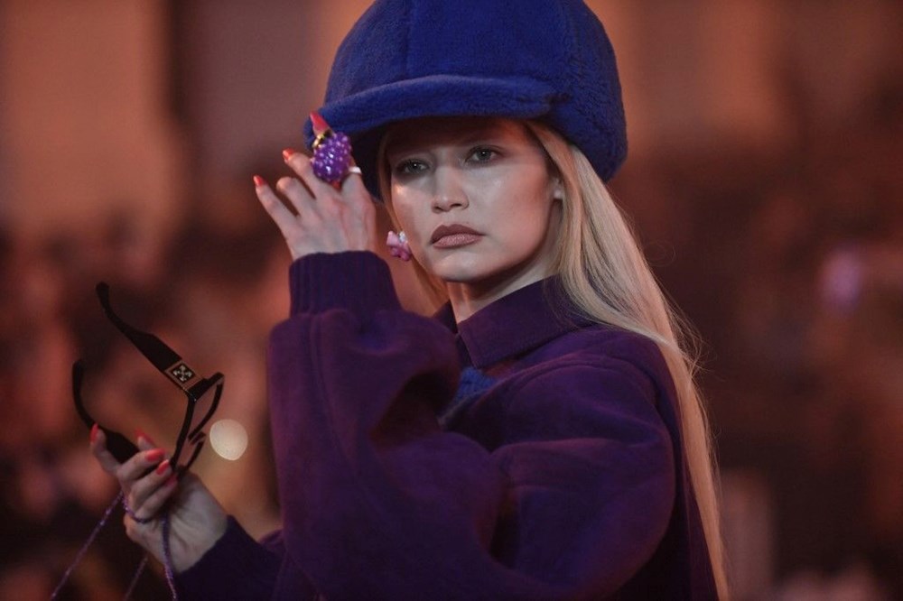 Genç yaşta kansere yenik düşen dahi tasarımcı Virgil Abloh anısına defilede yıldızlar geçidi - 8