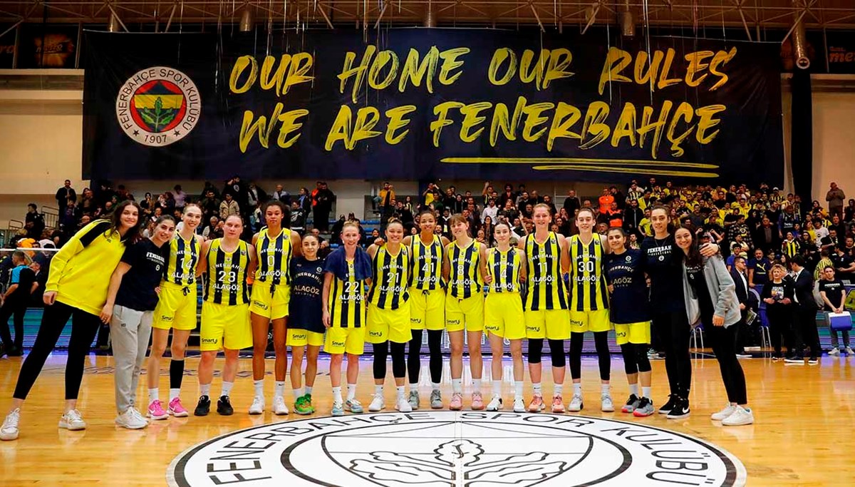 FIBA Kadınlar Avrupa Ligi Dörtlü Finali'nde Fenerbahçe Alagöz Holding finale yükseldi