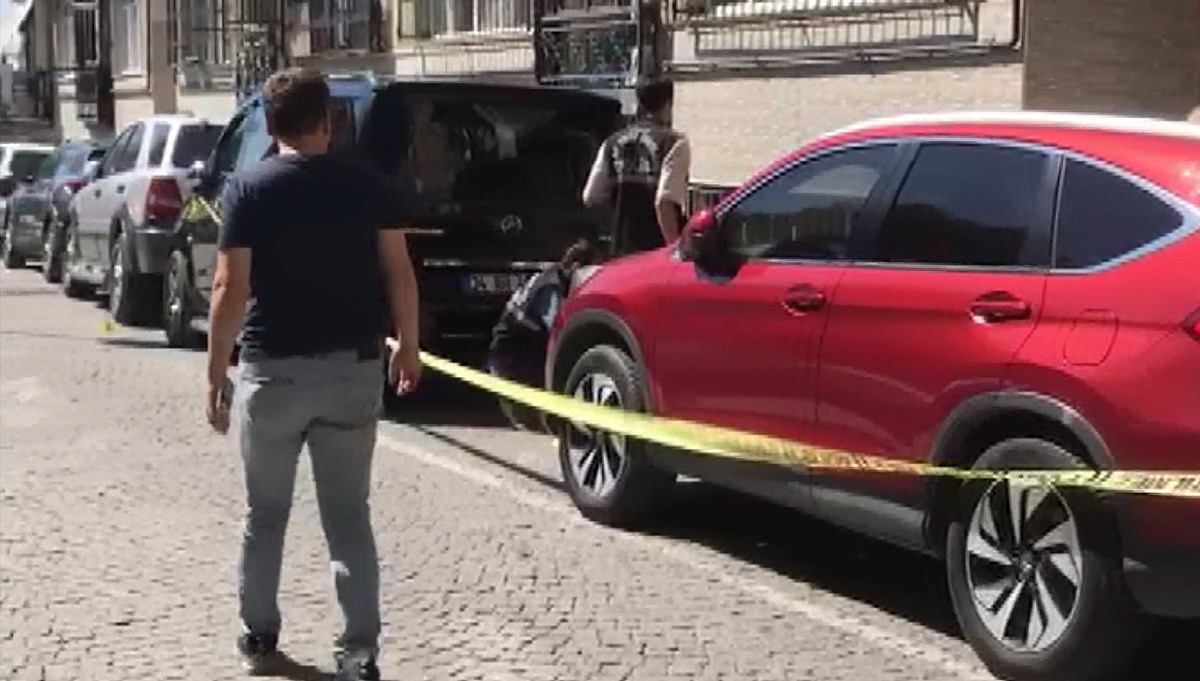 İstanbul'da polislere silahlı saldırı