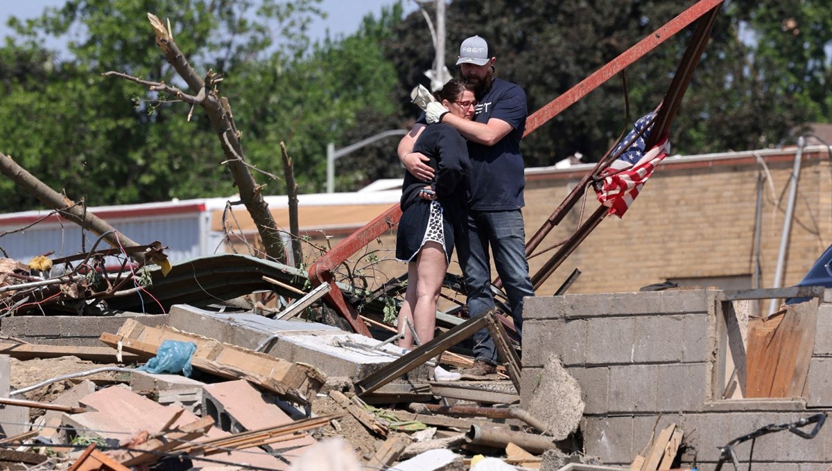ABD'nin orta kesiminde şiddetli fırtına ve hortum: Çok sayıda kişi öldü