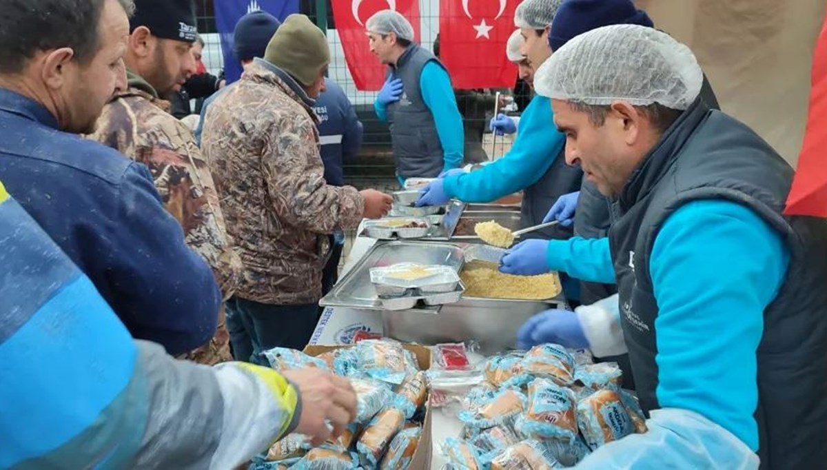 İBB'den ramazanda yaklaşık 400 bin haneye destek