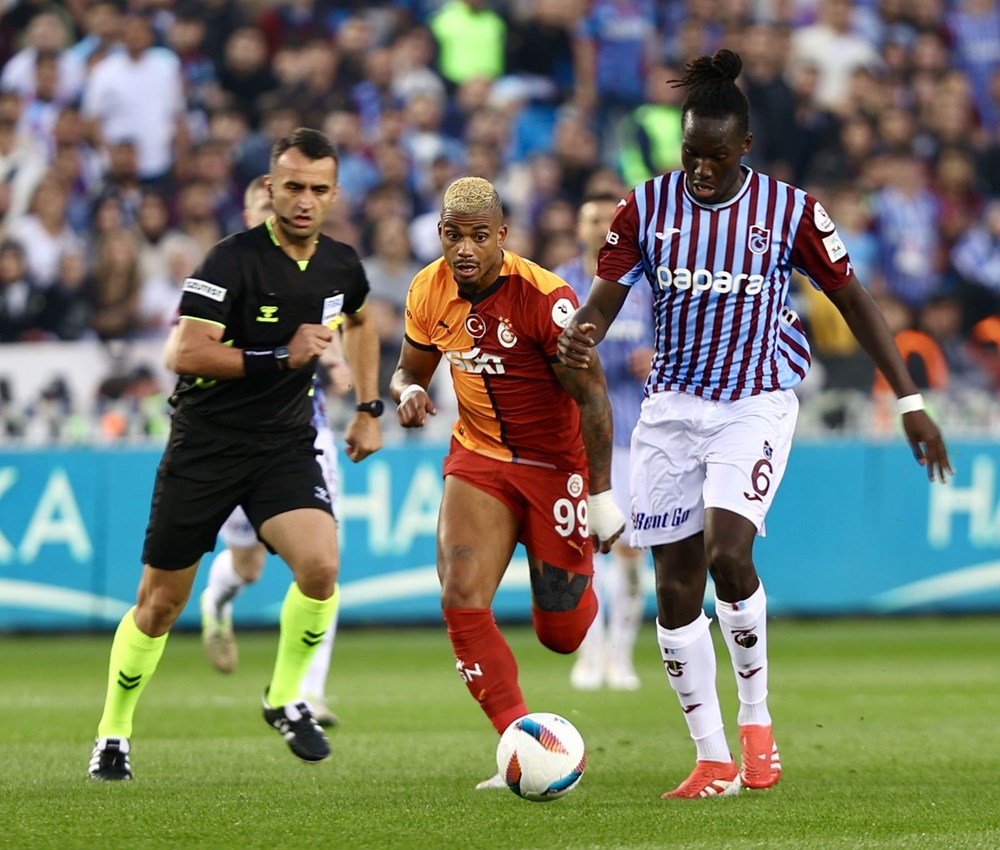 Galatasaray, Trabzon'dan galibiyetle dönüyor: Şampiyonluğa 1 puan kaldı! - 7