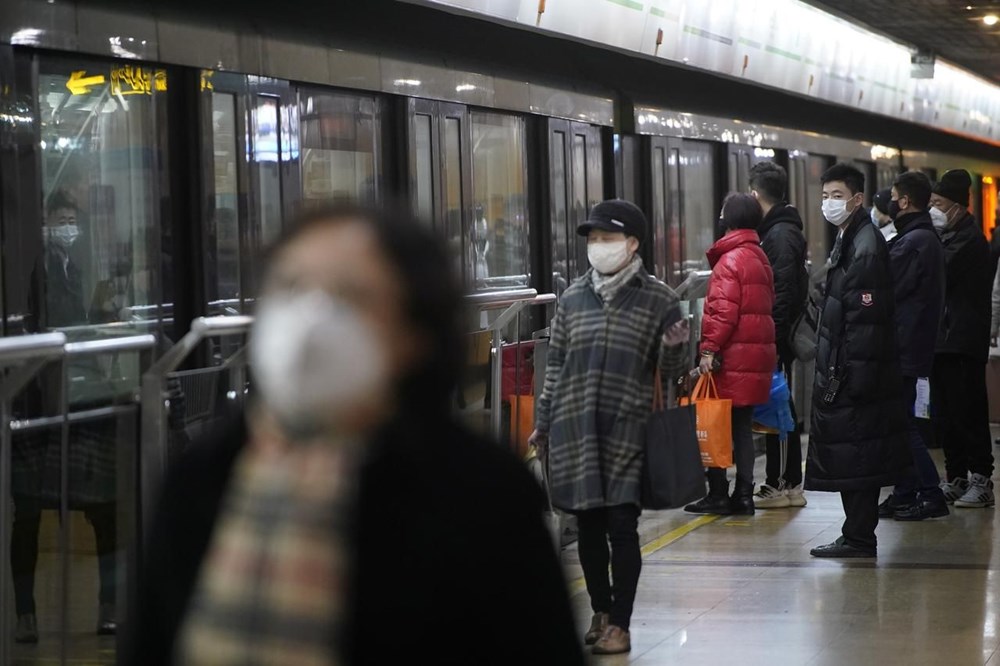 Dünya 'sosyal mesafeli' hayata bu yöntemler ile uyum sağlıyor - 7