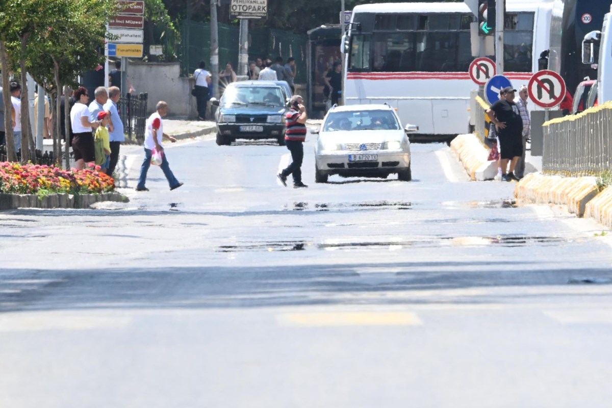 İstanbul’da geceleri uyutmayan nem etkisini ne zaman yitirecek? AKOM’dan megakentteki 4 nokta için uyarı: 42 derecenin üzeri görülecek