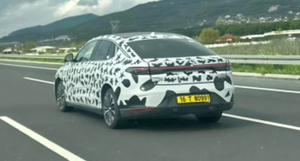 Togg’un yeni sedanı T10F yollara çıktı - 1