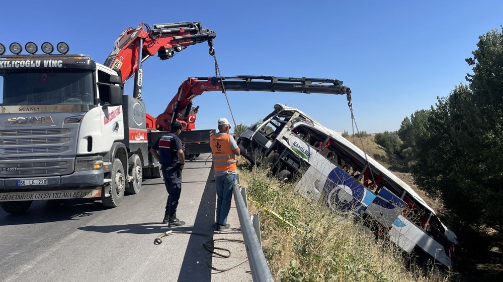 Yozgat'ta 12 kişinin hayatını kaybettiği otobüs kazasının nedeni belli oldu - 3