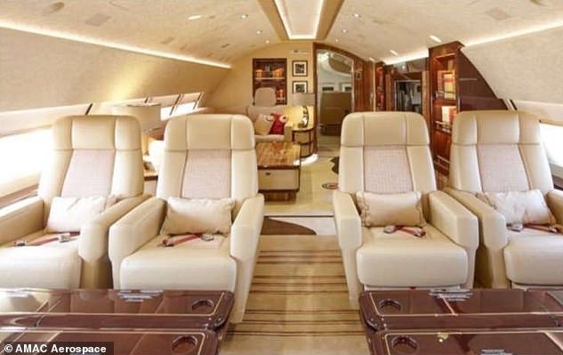 Geçtiğimiz günlerde lüks jetin içine ait olduğu iddia edilen görüntüler yayınlandı.