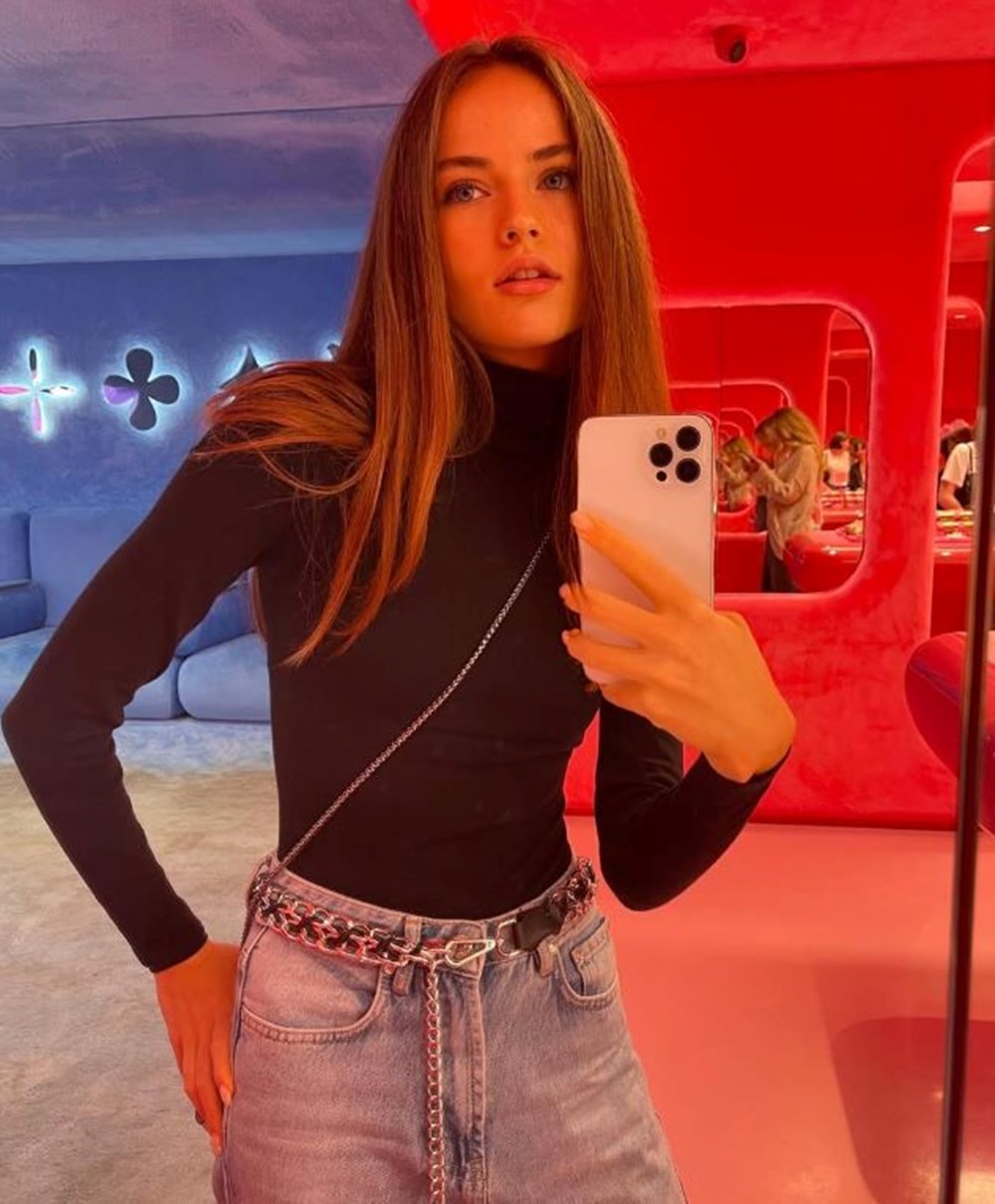 Dünyanın en güzel kızına eleştiri yağdı - 2