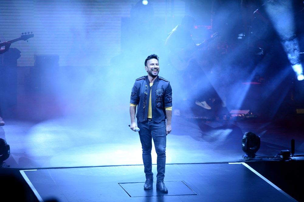 Tarkan, Harbiye’yi salladı