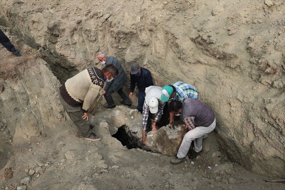 Su kuyusuna şişede not bırakma geleneğini bir asırdır yaşatıyorlar - 5