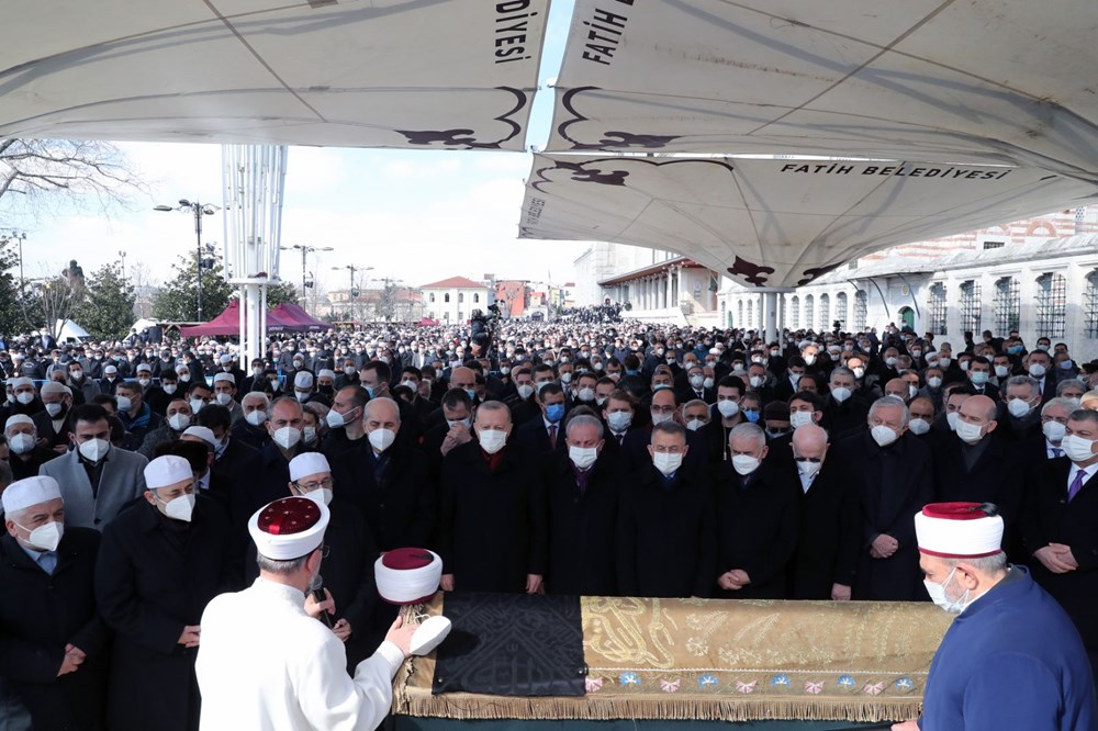 Hadis alimi Muhammed Emin Saraç son yolculuğuna uğurlandı - 1