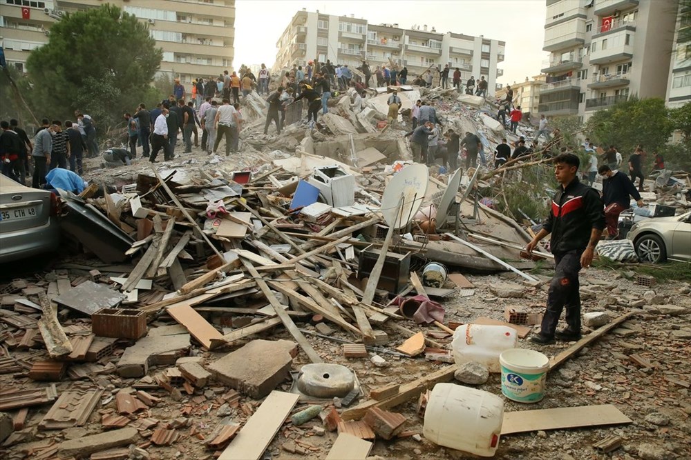 İzmir, son 111 yılda 6 ve üzeri büyüklüğünde 8 deprem yaşadı - 3