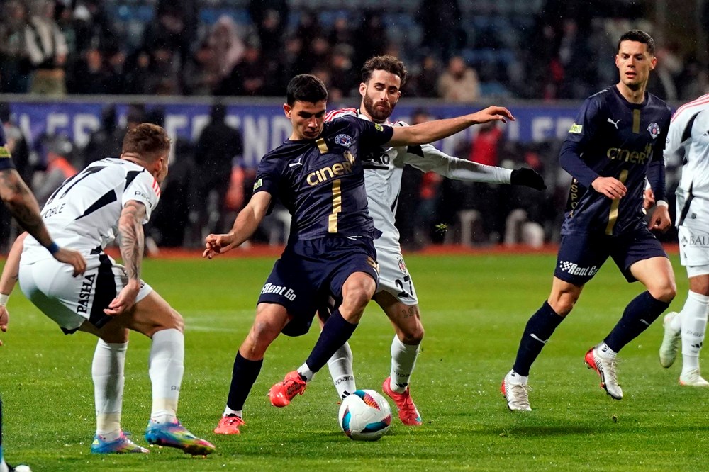 Kasımpaşa ile Beşiktaş puanları paylaştı: Bir kırmızı kart bir sakatlık - 2