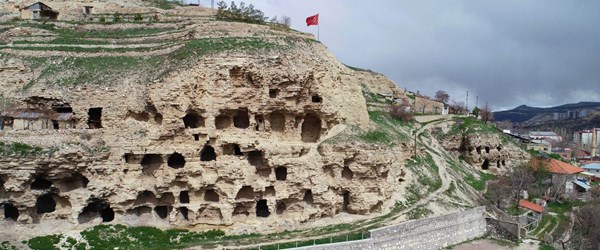 Sivas'taki 4 bin yıllık 'Hitit' evleri hayranlık uyandırıyor