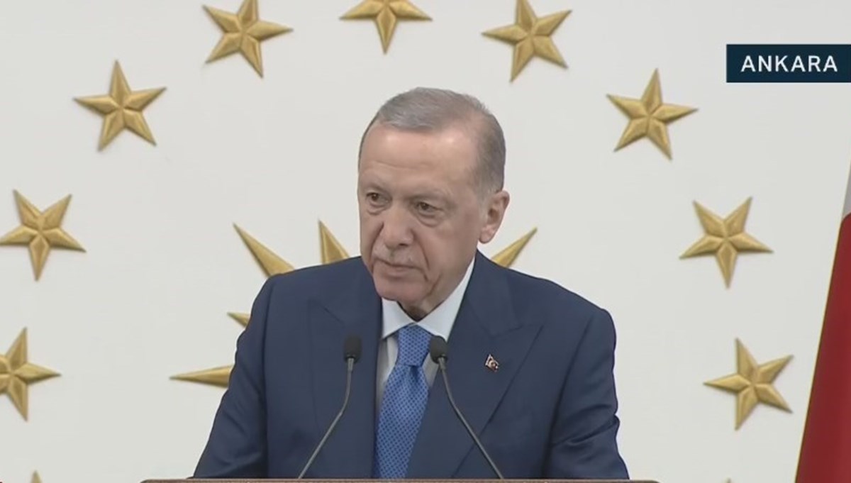 Cumhurbaşkanı Erdoğan ilk iftarı şehit aileleri ile yaptı Cumhurbaşkanı Erdoğan ilk iftarı şehit aileleri ile yaptı