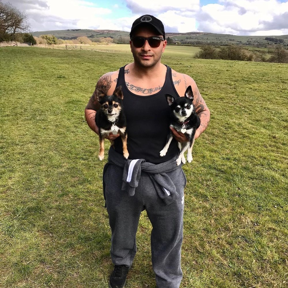 Aşı karşıtı müzisyen Marcus Birks corona virüsten hayatını kaybetti - 3