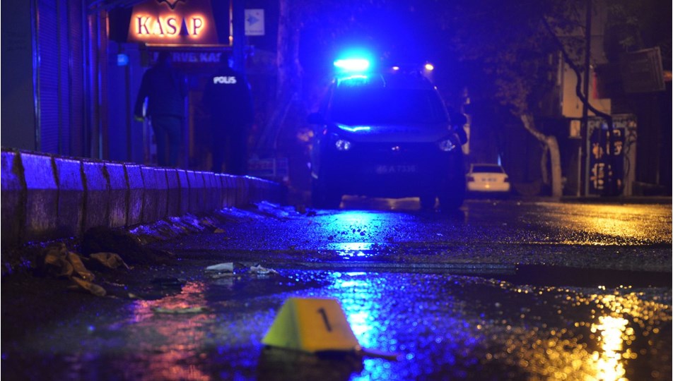 Sosyal medya tartışması silahlı kavgaya dönüştü: 3 yaralı