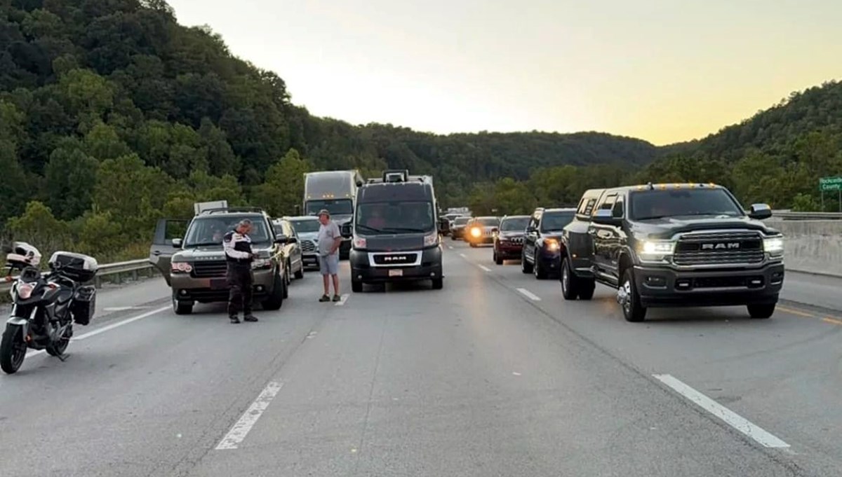 ABD'de silahlı saldırı: Otoyolda terör estirdi, 7 kişi yaralandı