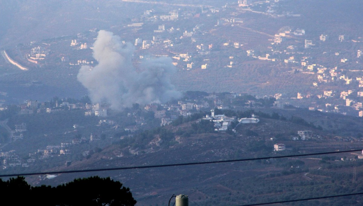 Lübnan'a yoğun bombardıman: 274 kişi öldü, yüzlerce yaralı var