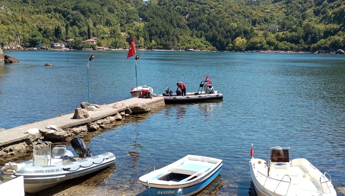 Kastamonu'da batan teknedeki 3 kişiden 2'sinin cansız bedenleri bulundu